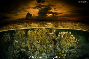 sgolden time, sunset in Lissenung island by Massimo Giorgetta 